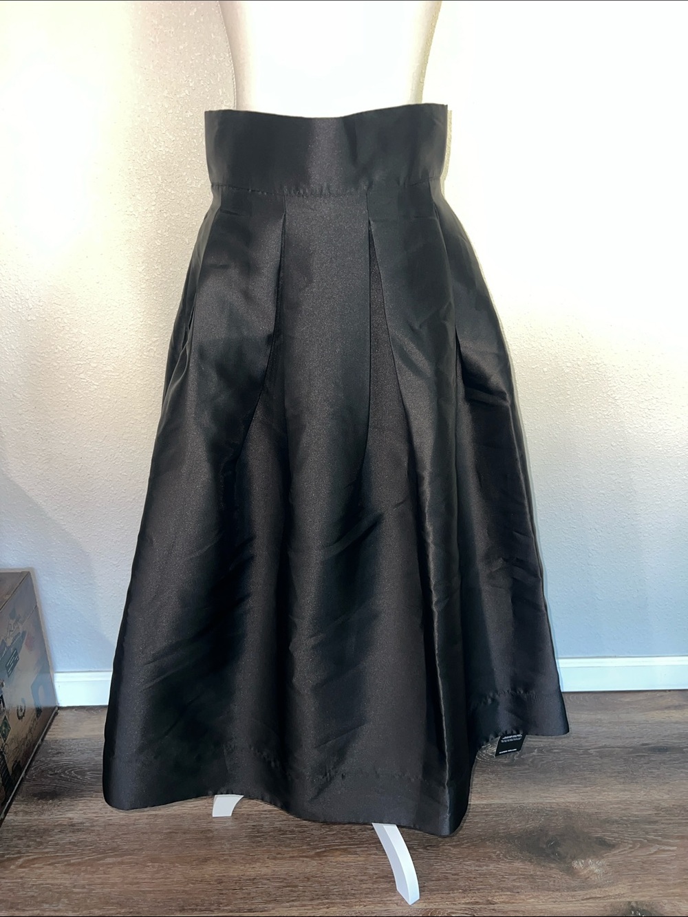 NWT Karen Millen Forever Twill Woven Prom Maxi Skirt In Black 🖤 - Picture 5 of 10